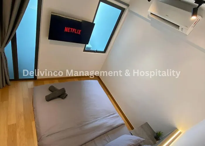 The Luxe Studio - 2 Pax - Kl - Microwave - Fridge
